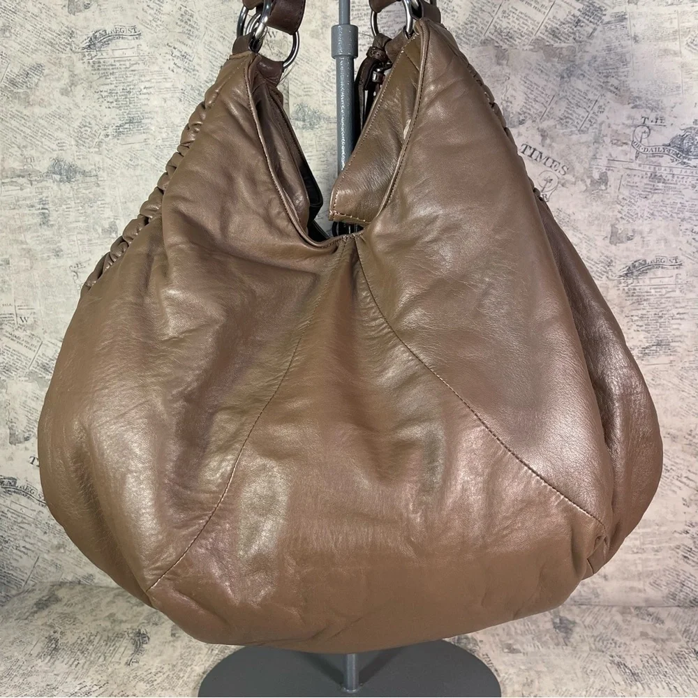 BCBGMAXAZRIA Large Buttery Soft Leather Hobo Bag Slouchy Shoulder Purse
